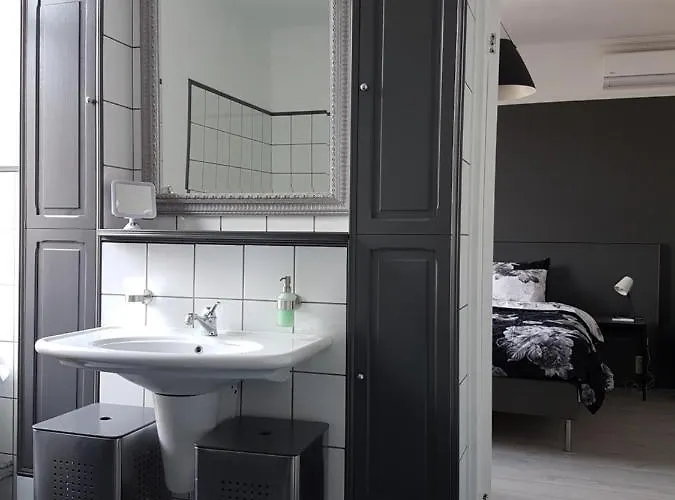 Oda ve Kahvaltı Anno 1919 4*