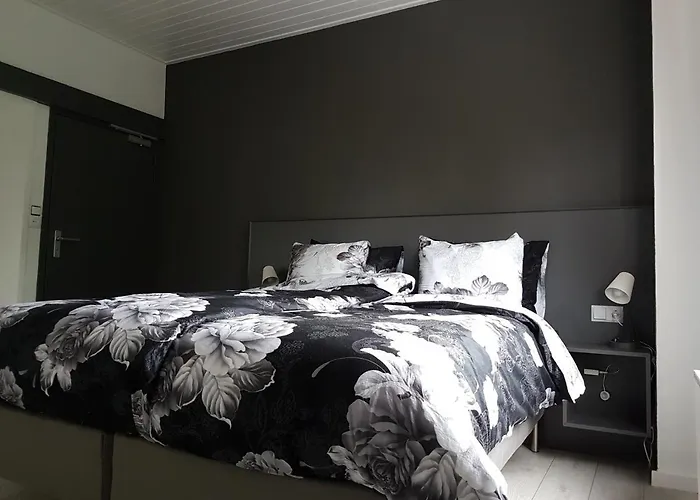 Oda ve Kahvaltı Anno 1919